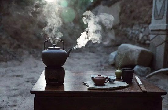 圍爐煮茶|適合煮著喝的茶有哪些？[精制鋼圍爐|炭火爐|圍爐茶桌]